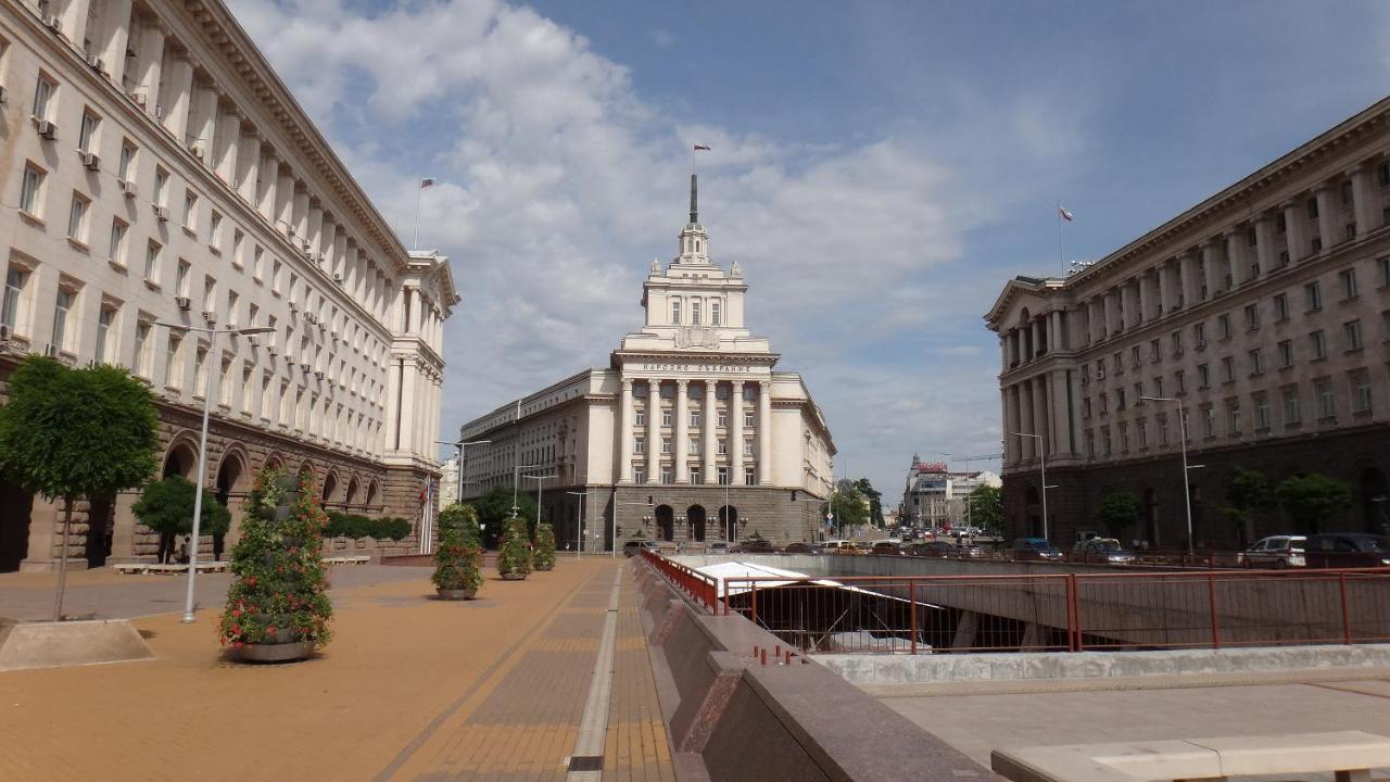 Top Center Apartment Next To Vitosha Boulevard Sofia Exterior photo